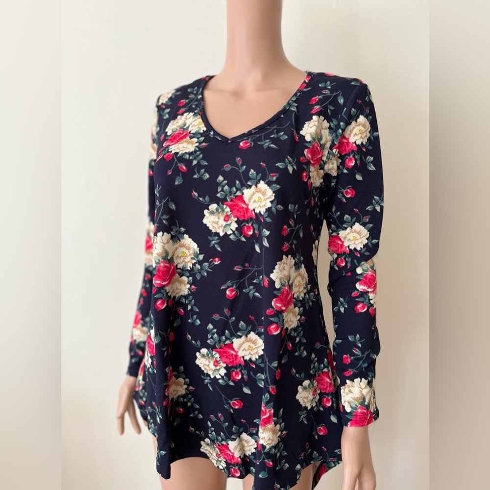 Brand new women’s v neck long sleeve flared printed tunic top shirt multicolor M
